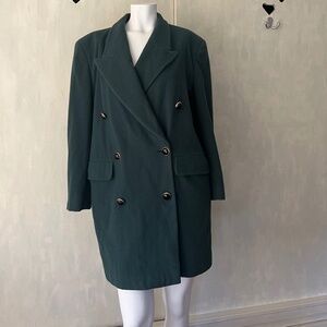 Wool and cashmere hunter green coat made in italy